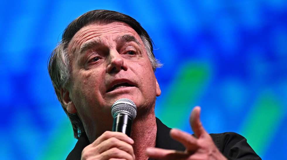 epa11911043 Brazil's former President Jair Bolsonaro participates in a 'Partido Liberal' (Liberal Party) event at the Ulysses Guimaraes Convention Center in Brasilia, Brazil, 20 February 2025.  EPA/ANDRE BORGES