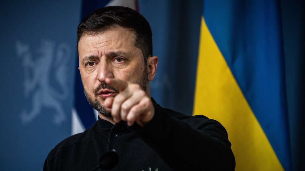 epa11976440 Ukrainian President Volodymyr Zelensky and Norway's Prime Minister Jonas Gahr Store (not pictured) attend a press conference in Oslo, Norway, 20 March 2025.  EPA/OLE BERG-RUSTEN NORWAY OUT