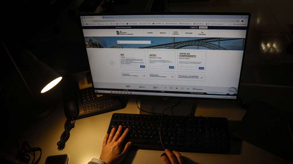 Imagem do site das finanças, Lisboa, 25 de fevereiro de 2025. IRS. ANTÓNIO PEDRO SANTOS/LUSA