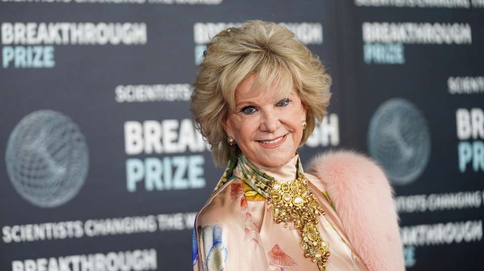 epa10575000 Elaine Wynn attends the 9th Breakthrough Prize Ceremony in Los Angeles, California, USA, 15 April 2023. The gala honors acclaimed science and mathematics luminaries.  EPA/ERIC THAYER