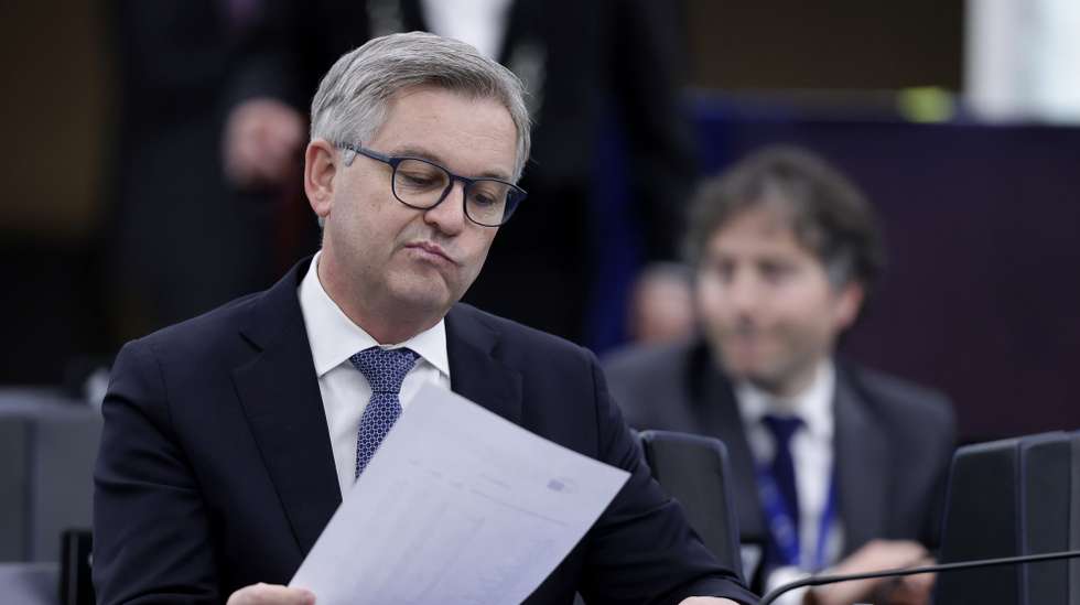 epa12003195 Magnus Brunner, European Commissioner for Internal Affairs and Migration, reacts before a debate on the 'Presentation of the New European Internal Security Strategy' at the European Parliament in Strasbourg, France, 01 April 2025. The EU Parliament's session runs from 31 March to 03 April 2025.  EPA/RONALD WITTEK