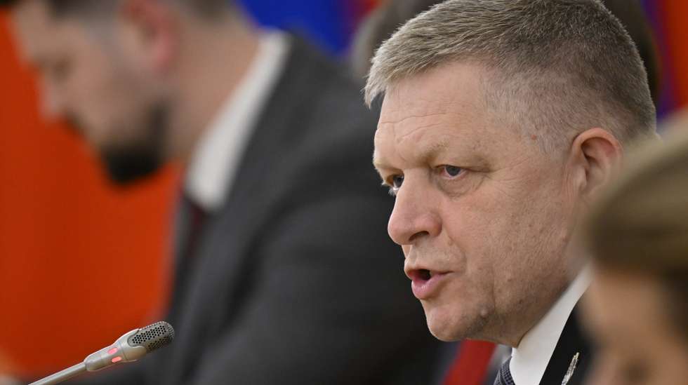 epa12087717 Slovak Prime Minister Robert Fico attends a meeting with Russian President at the Kremlin in Moscow, Russia, 09 May 2025. Russia marks the 80th anniversary of the victory in World War II over Nazi Germany and its allies.  EPA/ALEXANDER NEMENOV/AFP POOL