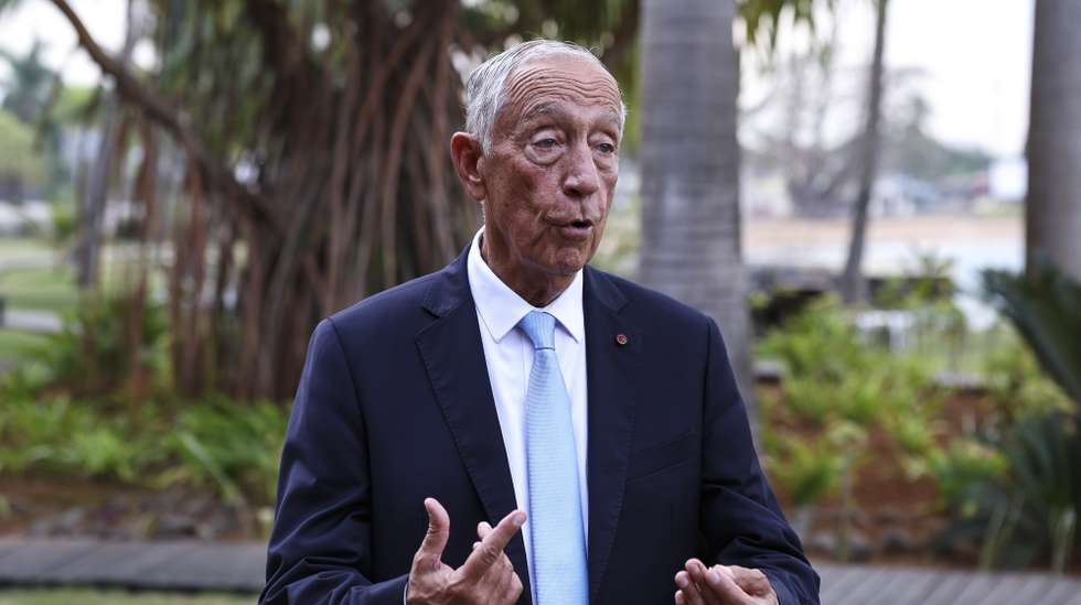 O Presidente da República, Marcelo Rebelo de Sousa, fala aos jornalistas em São Tomé e Principe onde se encontra para participar nas Comemorações dos 50 Anos da Independência de São Tomé e Principe, 12 de julho de 2025. PAULO NOVAIS/LUSA
