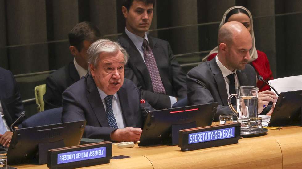 epa12268861 Secretary-General of the United Nations Antonio Guterres (L) speaks during a conference on the two-State solution to the Israeli-Palestinian conflict, at the United Nations (UN) headquarters in New York, New York, USA, 28 July 2025.  EPA/SARAH YENESEL
