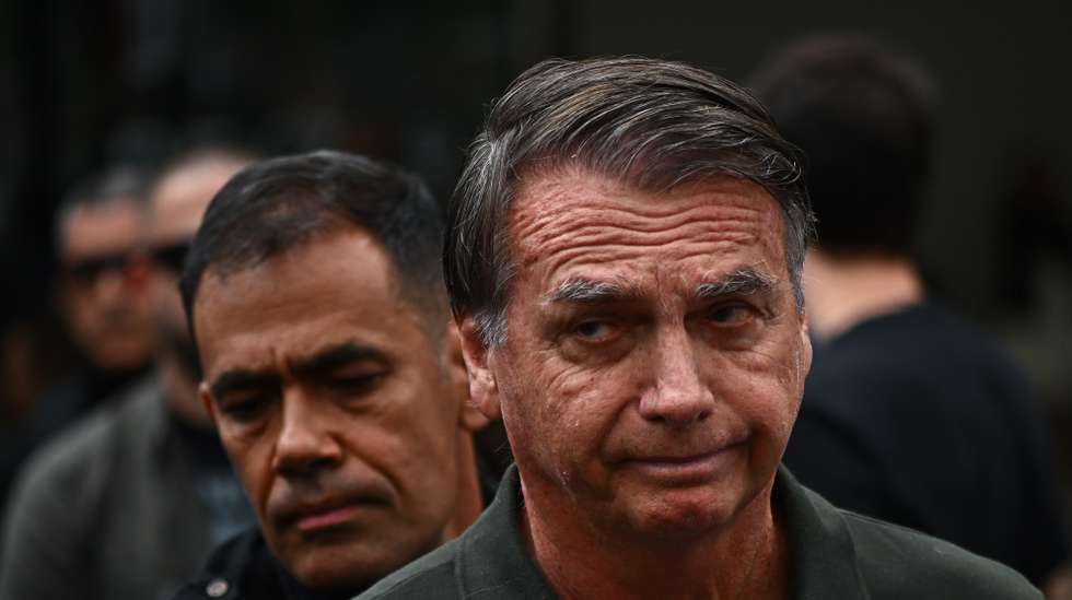 epa12377405 Brazilian former President Jair Bolsonaro leaves the DF Star Hospital in Brasilia, Brazil, 14 September 2025. Bolsonaro returned to house arrest at his residence in Brasilia hours after being admitted to a private hospital for surgery. The former head of state was sentenced by the Supreme Court to 27 years and three months in prison for conspiring against the democratic order following his defeat in the 2022 elections against current President Luiz Inacio Lula da Silva.  EPA/ANDRE BORGES