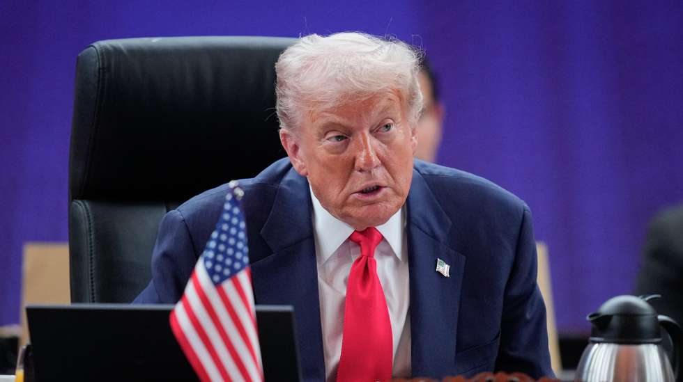epa12483245 US President Donald Trump speaks during the Association of Southeast Asian Nations (ASEAN) Summit at the Kuala Lumpur Convention Centre (KLCC) in Kuala Lumpur, Malaysia, 26 October 2025. The 47th ASEAN Summit and Related Summits are being held in the Malaysian capital from 26 to 28 October 2025.  EPA/VINCENT THIAN / POOL