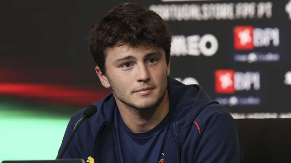 Portugal's national soccer Joao Neves attend a press conference before a training session in Oeiras, outskirts of Lisbon, Portugal, 10 November 2025. Portugal will faces Ireland and Armenia, in their 2026 FIFA World Cup Qualifiers   on 13 and 16 November respectively. ANTONIO COTRIM/LUSA