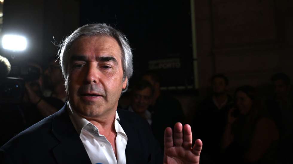 The president of CDS-PP party, Nuno Melo, speaks to journalists on election night for the local elections at party headquarters in Porto, Portugal, 12 October 2025. More than 9.3 million electors can vote in the local elections in Portugal on 12 October 2025. FERNANDO VELUDO/LUSA