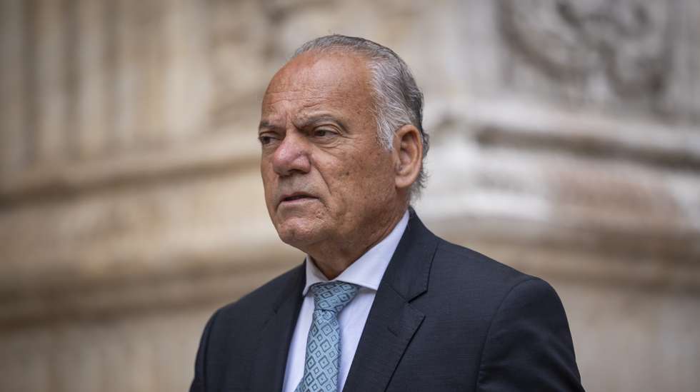 O Procurador-geral da República, Amadeu Guerrda, à chegada para a cerimónia comemorativa dos 40 anos da adesão de Portugal à Comunidade Económica Europeia (CEE), no Mosteiro dos Jerónimos, em Lisboa, 12 de junho de 2025. JOSÉ SENA GOULÃO/LUSA