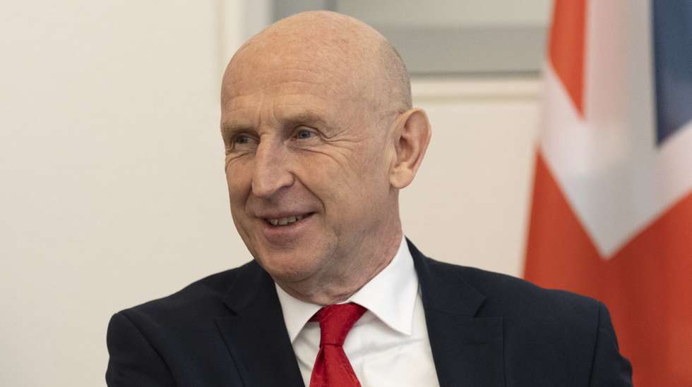 epa12891617 British Defence Minister John Healey arrives for virtual meeting of the Ukraine Defense Contact Group, in Berlin, Germany, 15 April 2026. The Ukraine Defense Contact Group (UDCG), often referred to as the Ramstein Group, is a coalition of over 50 nations and organizations, including all 32 NATO member states, that coordinates military aid for Ukraine.  EPA/MAJA HITIJ / POOL