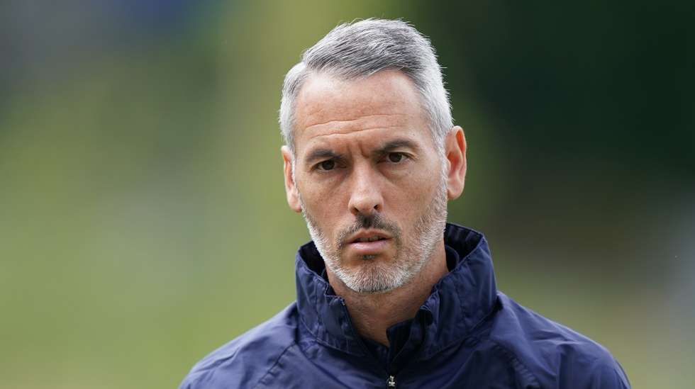SC Braga's head coach Carlos Vicens attends a training session in Braga, Portugal, 15 April 2026 SC Braga faces Real Bétis in the 2nd leg of their UEFA Europa League quarter final on 16 April. HUGO DELGADO/LUSA