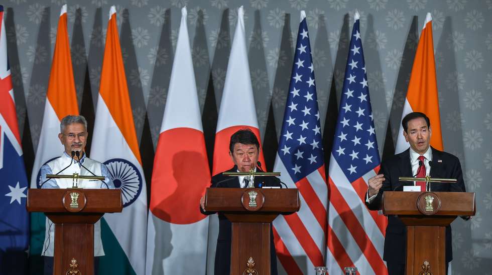 epa12994201 (L-R) Indian Minister of External Affairs Subrahmanyam Jaishankar, Japanese Foreign Minister Toshimitsu Motegi, and US Secretary of State Marco Rubio attend a joint press conference following the Quad Foreign Ministers' Meeting in New Delhi, India, 26 May 2026. The ministers met to discuss cooperation for a free and open Indo-Pacific and broader international security topics.  EPA/RAJAT GUPTA