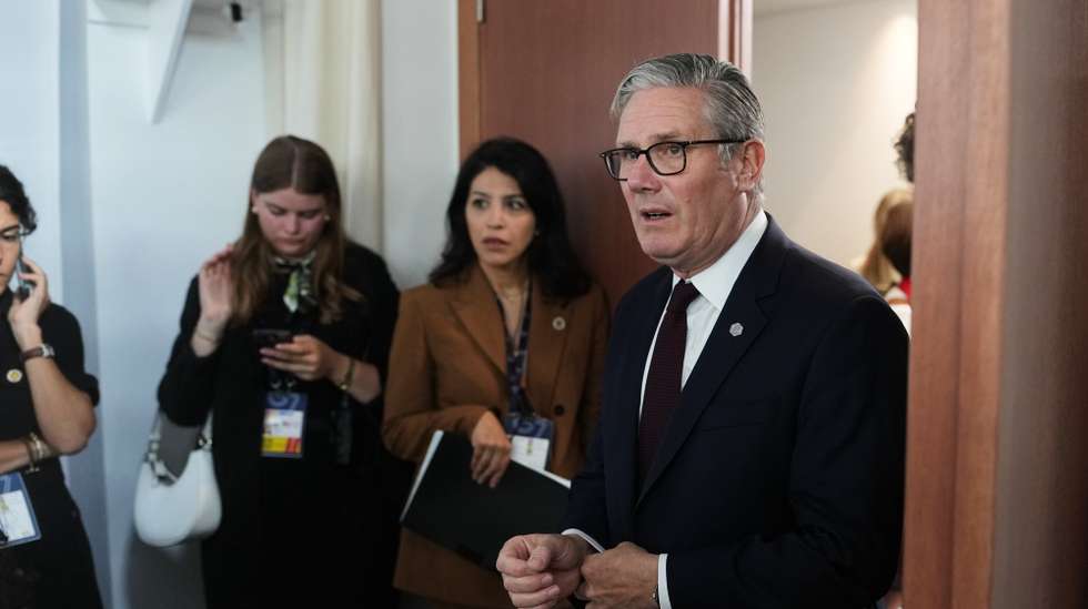 epa13040587 British Prime Minister Keir Starmer arrives for a working session at the G7 summit in Evian-les-Bains, France, 16 June 2026. The 52nd G7 Summit takes place in Evian-les-Bains from 15 to 17 June 2026.  EPA/THIBAULT CAMUS / POOL MAXPPP OUT