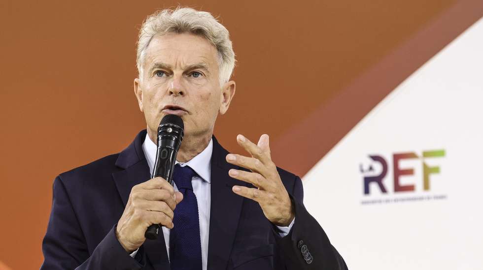 epa13194125 National Secretary of the French Communist Party Fabien Roussel speaks at the French employers federation MEDEF Summer Conference, La REF 2026, at Roland Garros in Paris, France, 27 August 2026.  EPA/TERESA SUAREZ
