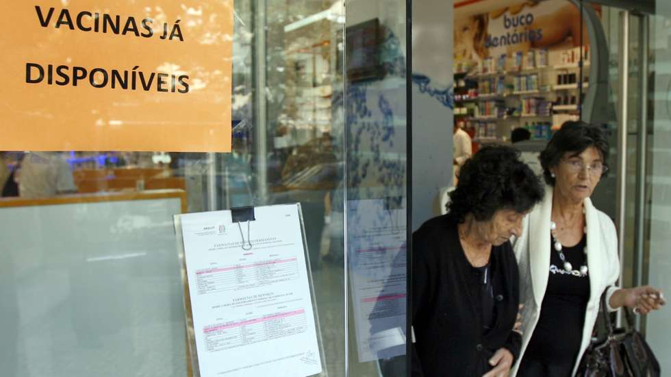 A campanha de vacinação do Serviço Nacional de Saúde arrancou em 28 de setembro