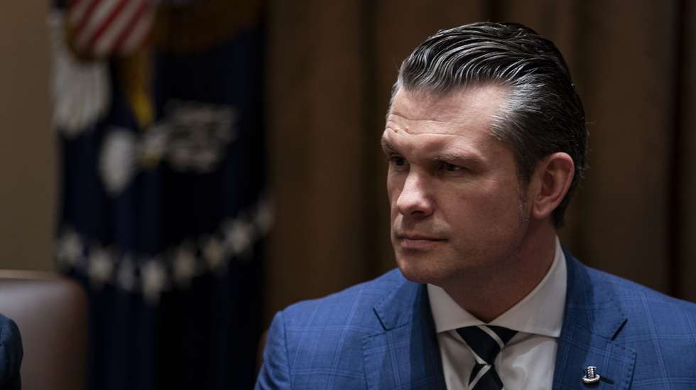 epa11926348 Pete Hegseth, US secretary of defense, attends a cabinet meeting at the White House in Washington, DC, USA, 26 February 2025.  EPA/AL DRAGO / POOL
