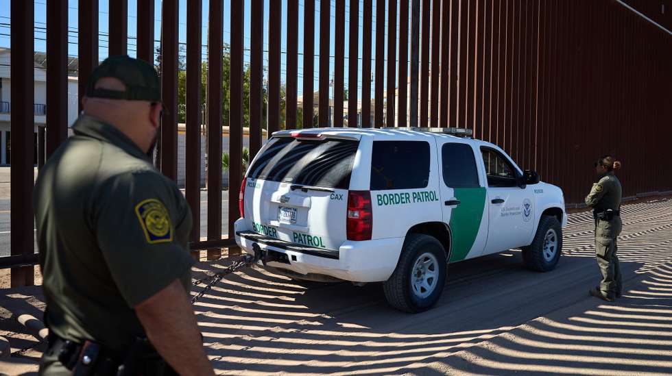 epa11929076 US Border Patrol agents inspect a drag, towing a row of tires to clear tracks in the dirt, to be able see fresh footprints or tire tracks in Calexico, California, USA, 27 February, 2025.  With US President Donald trump signing multiple executive actions to overhaul parts of the US immigration system, including how migrants are processed and deported from the US, the US southern border with Mexico has seen a massive slow down in migrants trying to cross over.  EPA/ALLISON DINNER