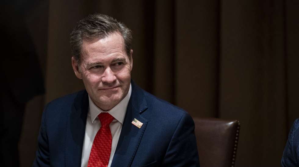 epa12052216 Mike Waltz, US national security adviser, during a lunch with US President Donald Trump and Norway's prime minister Jonas Gahr Store (not pictured), in the cabinet room of the White House in Washington, DC, USA, 24 April 2025.  EPA/AL DRAGO / POOL