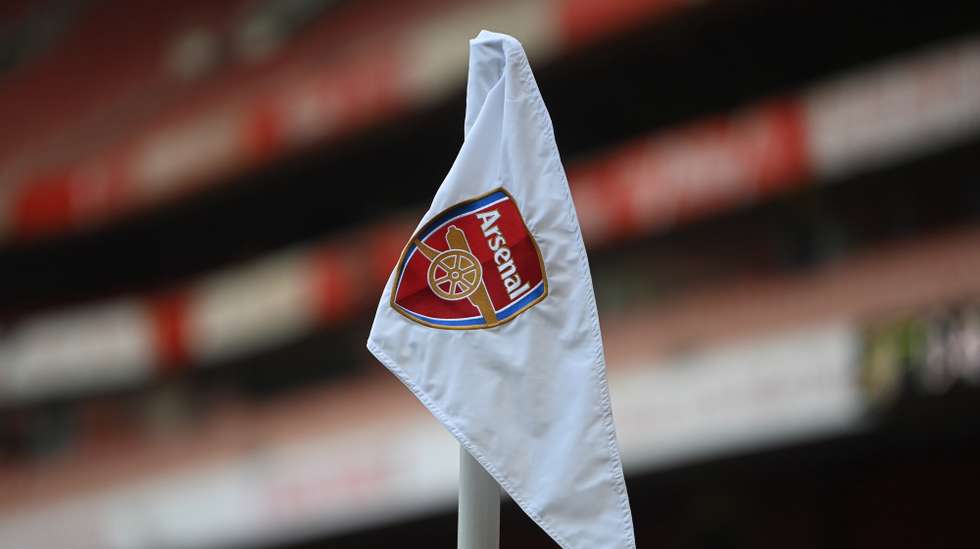 epa09424675 The corner flag is displayed ahead of the English Premier League soccer match between Arsenal FC and Chelsea FC at the Emirates Stadium in London, Britain, 22 August 2021.  EPA/NEIL HALL No use with unauthorized audio, video, data, fixture lists, club/league logos or &#039;live&#039; services. Online in-match use limited to 120 images, no video emulation. No use in betting, games or single club/league/player publications.