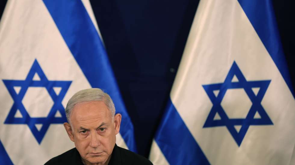 epa10945792 Israel's Prime Minister Benjamin Netanyahu addresses a press conference in The Kirya military base in Tel Aviv, Israel, 28 October 2023.  EPA/ABIR SULTAN / POOL