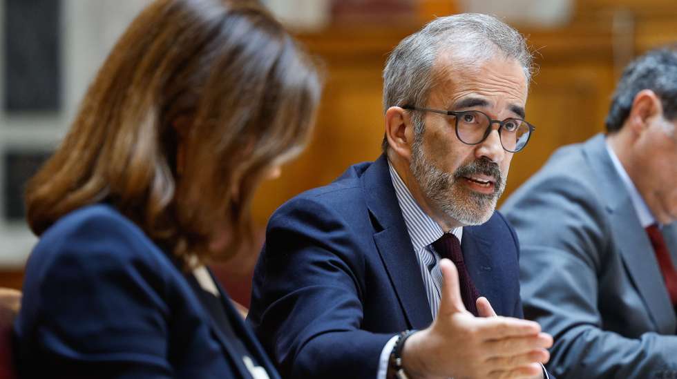 O ministro dos Negócios Estrangeiros, Paulo Rangel, intervém durante a sua audição na Comissão de Assuntos Europeus, na Assembleia da República, em Lisboa, 08 de maio de 2024. ANTÓNIO PEDRO SANTOS/LUSA