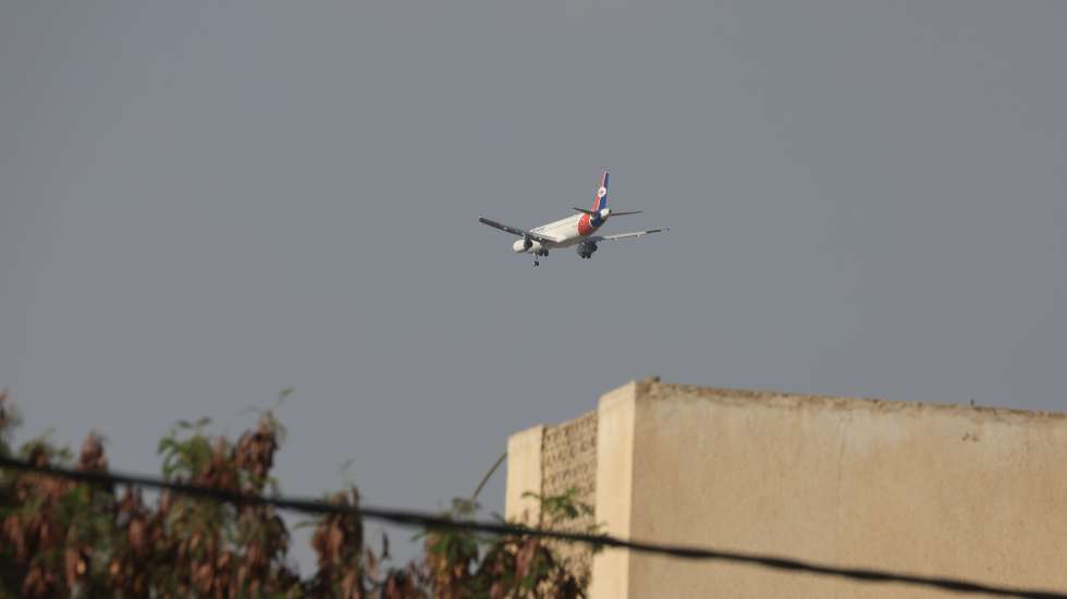 epa12078294 An Airbus A320 aircraft of Yemenia Airways approaches for landing at Sana'a airport, in Sana'a, Yemen, 05 March 2025 (issued 06 May 2025). Yemenia Airways has suspended its flights from and to Sana'a airport after Israeli airstrikes destroyed the airport, according to a statement by Yemenia Airways. Israel has carried out a wave of airstrikes on Yemen's capital, Sana'a, a day after striking the port of Hodeidah in response to a Houthi missile that landed near Israel's Ben Gurion airport, Houthi-run Al-Masirah TV has reported.  EPA/YAHYA ARHAB
