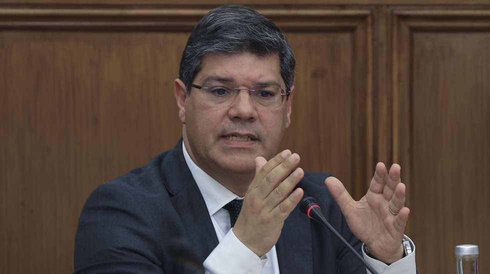 O ex-secretário de Estado da Internacionalização, Eurico Brilhante Dias, intervém na sua audição sobre a situação financeira da instituição e sobre o negócio da internacionalização dos jogos sociais, na Assembleia da República, em Lisboa, 08 de maio de 2024. ANTÓNIO COTRIM/LUSA