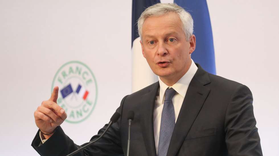 epa08643736 French Economy and Finance Minister Bruno Le Maire speaks during a press conference to present Government's crisis recovery plan for economy from the Covid-19 pandemic in Paris, France, 03 September 2020.  EPA/LUDOVIC MARIN / POOL  MAXPPP OUT