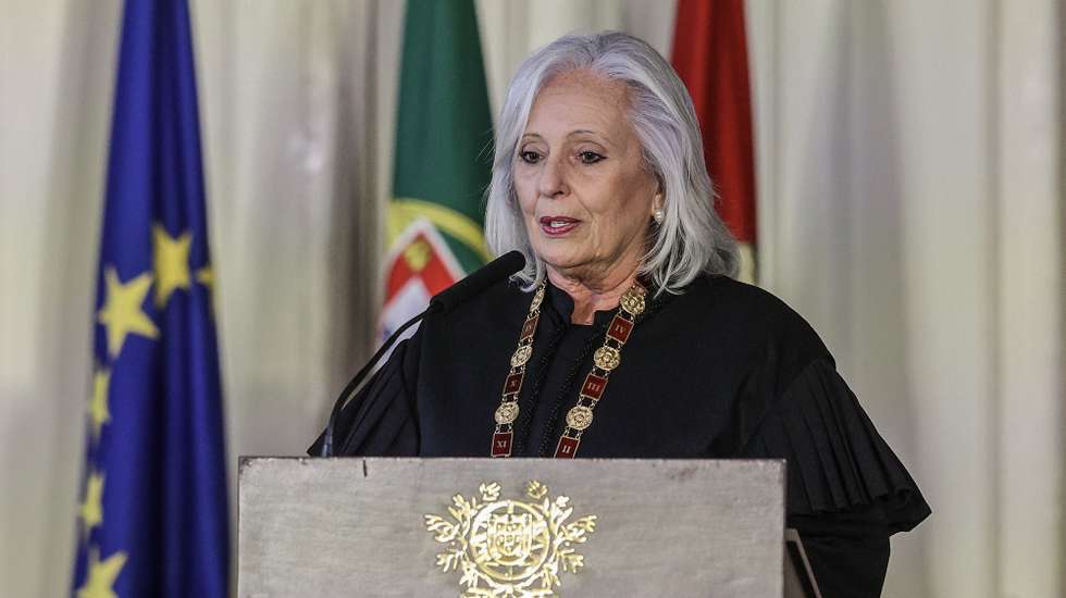 A procuradora-geral da República, Lucília Gago, intervém na cerimónia de abertura do ano judicial no Salão Nobre do Supremo Tribunal de Justiça, em Lisboa, 10 de janeiro de 2023. A cerimónia é organizada pelo Supremo Tribunal de Justiça, pela Procuradoria-Geral da República e pela Ordem dos Advogados. MIGUEL A. LOPES/LUSA