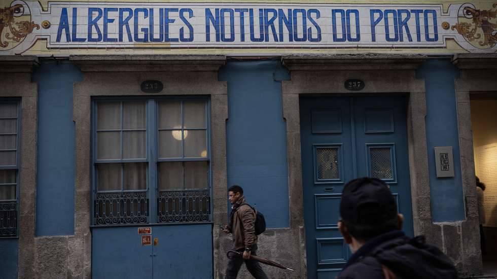 O custo da habitação é cada vez mais um entrave na autonomização das pessoas em situação de sem-abrigo, alerta a associação Albergues do Porto onde 60% das camas estão ocupadas permanentemente por ausência de respostas de longa duração, Porto, 30 de novembro de 2023.  (ACOMPANHA TEXTO DE 05-12-2023) JOSÉ COELHO/LUSA