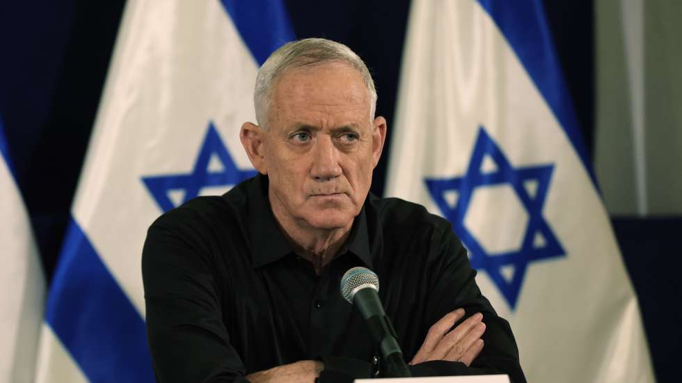 epa10945802 Israel's Cabinet Minister Benny Gantz looks on during a press conference in The Kirya military base in Tel Aviv, Israel, 28 October 2023.  EPA/ABIR SULTAN / POOL