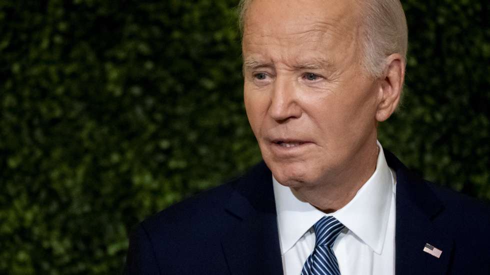 epa11672120 US President Joe Biden attends an event in the East Room of the White House in Washington, DC, USA, 20 October 2024. The event was held to celebrate a new expanded White House public tour, which will be unveiled by the first lady on October 21.  EPA/Stefani Reynolds/POOL