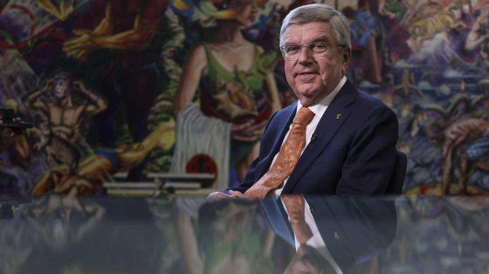 O presidente do Comité Olímpico Internacional, Thomas Bach, posa para a fotografia durante uma entrevista à agência Lusa, no Comité Olímpico de Portugal, em Lisboa, 29 de outubro de 2024. Thomas Bach prefere deixar para outros a avaliação dos seus três mandatos à frente do Comité Olímpico Internacional (COI), acreditando que só a história dirá se as reformas que impulsionou foram suficientemente “robustas”. (ACOMPANHA TEXTO DO DIA 31 DE OUTUBRO DE 2024). ANDRÉ KOSTERS/LUSA
