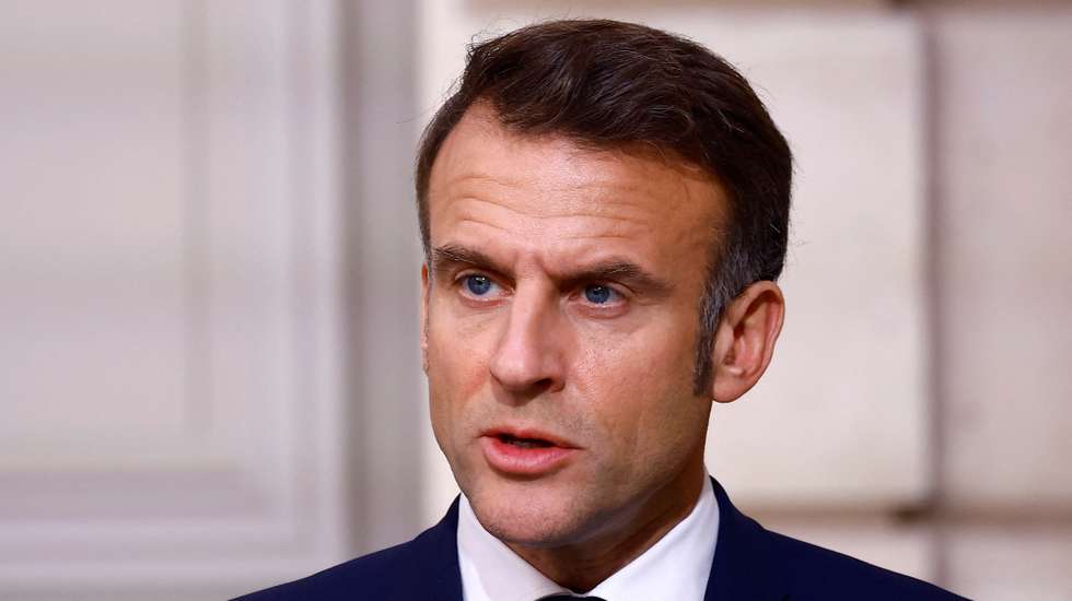 epa11745320 French President Emmanuel Macron delivers a statement to the press with Nigerian President Bola Ahmed Tinubu (not seen) after a meeting at the Elysee Palace in Paris, France, 28 November 2024. The Nigerian president is on a state visit to France.  EPA/SARAH MEYSSONNIER / POOL  MAXPPP OUT