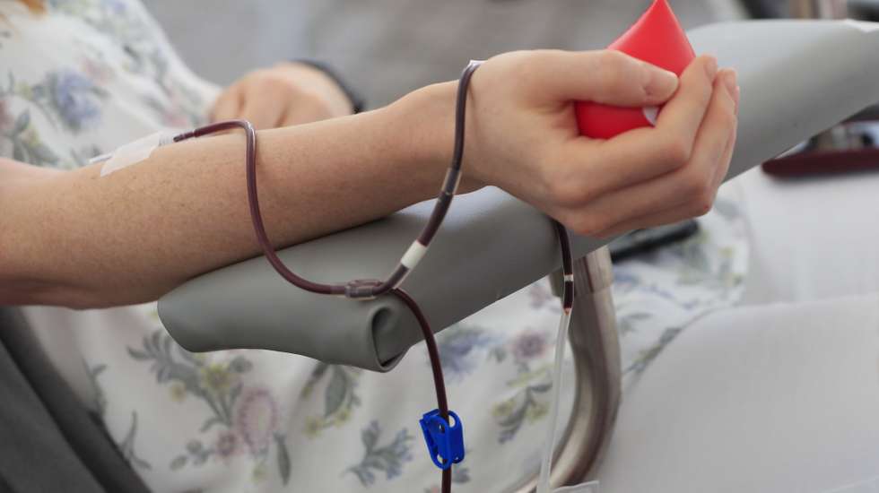 epa10691068 A volunteer donates blood during the World Blood Donor Day at the Red Cross facilities in Mexico City, Mexico, 14 June 2023. Only eight percent of blood donation in Mexico is done altruistically, so it is essential to promote this practice and save millions of lives annually, particularly due to the shortage of plasma, said the Red Cross and specialists.  EPA/Mario Guzman