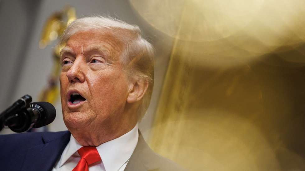 epa11938704 US President Donald Trump announces a $100 billion U.S. investment by Taiwan Semiconductor Manufacturing Company (TSMC) in the Roosevelt Room of the White House, in Washington, DC, USA, on 03 March 2025 TSMC is the leading manufacturer of high end semiconductor chips in the world.  EPA/Samuel Corum / POOL