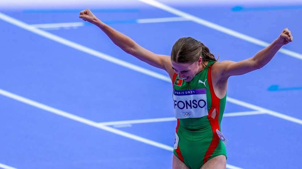 A  atleta  portuguesa, Salomé Afonso durante a primeira ronda da prova dos 1.500 metros a contar para os Jogos Olímpicos de Paris, que decorrem na cidade entre 29 de julho e 11 de agosto, em Paris, França, 6 de agosto de 2024. HUGO DELGADO/LUSA