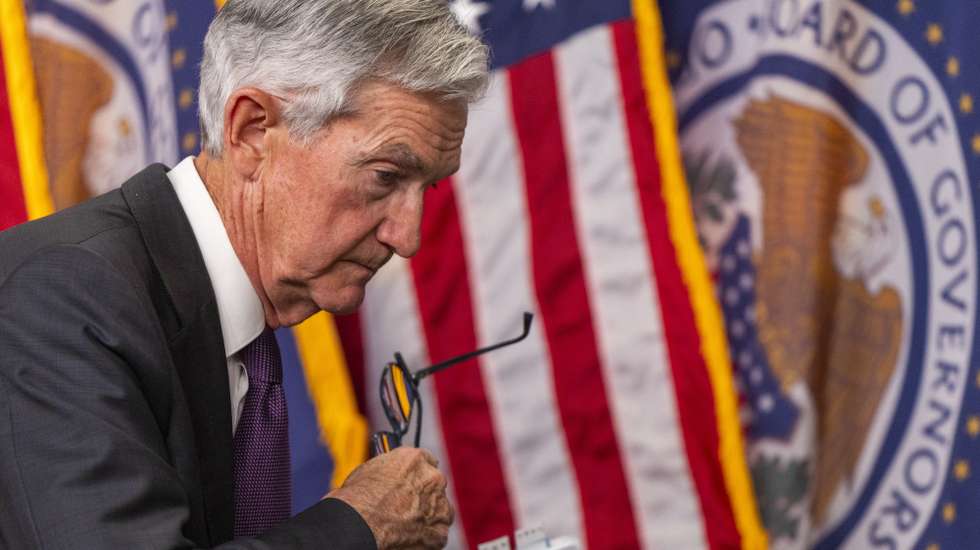 epaselect epa11974693 US Federal Reserve Board Chairman Jerome Powell departs after responding to questions from the news media during a press conference at the Federal Reserve in Washington, DC, USA 19 March 2025. The Fed has paused rate cuts for the second straight meeting since January 2025.  EPA/SHAWN THEW