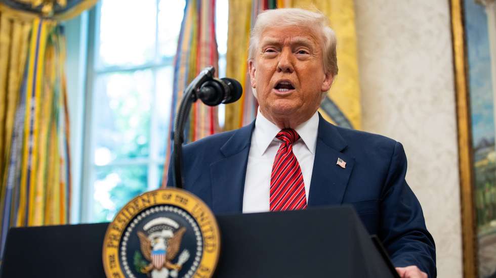 epa12081950 US President Donald Trump speaks before former US Senator David Perdue (not pictured) is sworn in as the United States Ambassador to the Peoples Republic of China during a ceremony in the Oval Office at the White House in Washington, DC, USA, 07 May 2025.  EPA/SAMUEL CORUM / POOL