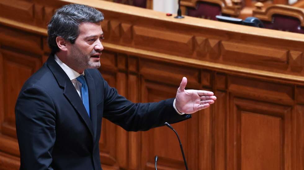 O presidente do Chega, André Ventura, intervém após a eleição do presidente da Assembleia da República, José Pedro Aguiar Branco, na Assembleia da República, em Lisboa, 03 de junho de 2025. ANTÓNIO COTRIM/LUSA