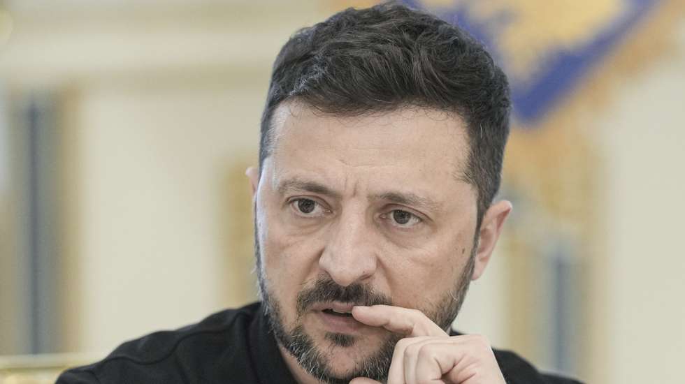 epa12155062 Ukrainian President Volodymyr Zelensky holds briefing in Kyiv, Ukraine, 04 June 2025, amid the ongoing Russian invasion.  EPA/STRINGER