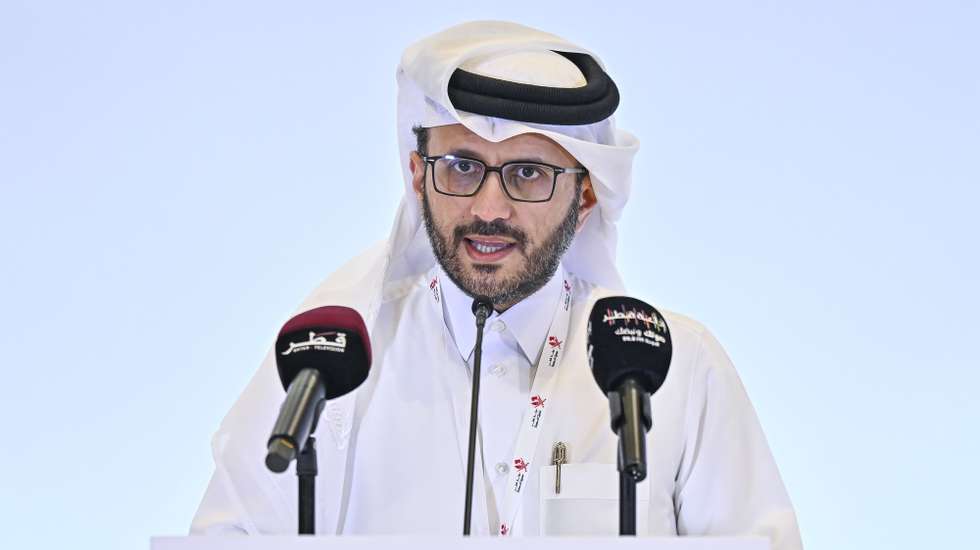 epa12380995 Qatar Foreign Mininstry spokesperson Majed al-Ansari speaks at a press conference after the emergency Arab-Islamic summit to discuss the Israeli attack on Qatar in Doha, Qatar, 15 September 2025.  EPA/NOUSHAD THEKKAYIL