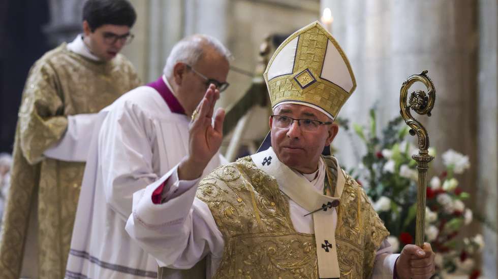 O patriarca de Lisboa, D. Rui Valério, durante a celebração da tradicional Missa de Natal, que decorreu na Sé de Lisboa, em Lisboa, 25 de dezembro de 2025. ANTONIO COTRIM/LUSA