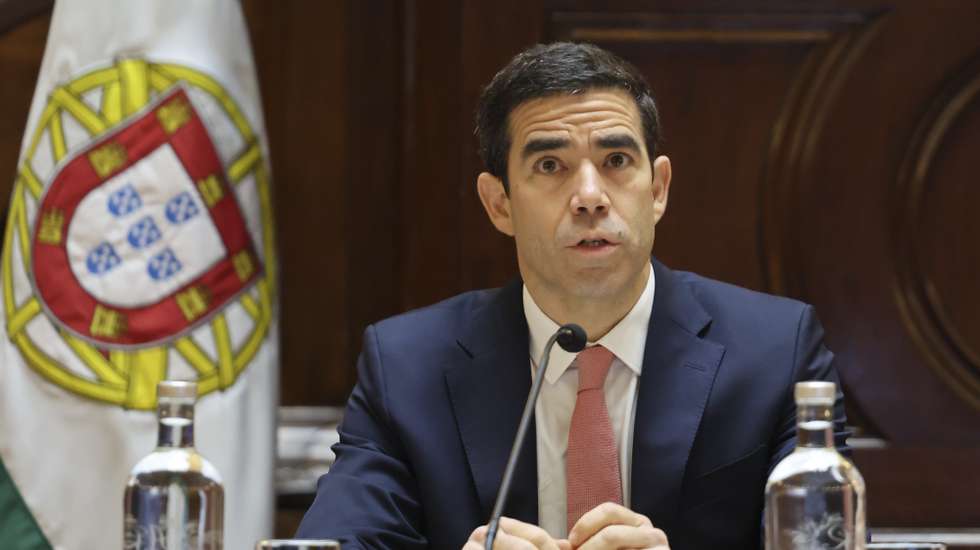 O ministro da Presidência, António Leitão Amaro, intervém na audição perante a Comissão de Cultura, Comunicação, Juventude e Desporto, na Assembleia da República, em Lisboa, 28 de janeiro de 2026. JOÃO RELVAS/LUSA