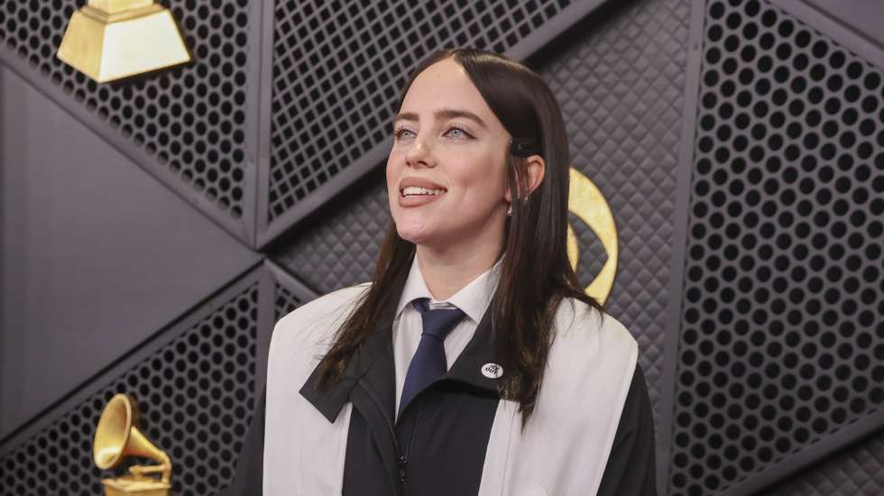 epa12699347 epa12699318 US singer-songwriter Billie Eilish attends the red carpet for the 68th annual Grammy Awards ceremony at Crypto.com Arena in Los Angeles, California, USA, 01 February 2026.  EPA/JILL CONNELLY  EPA/JILL CONNELLY