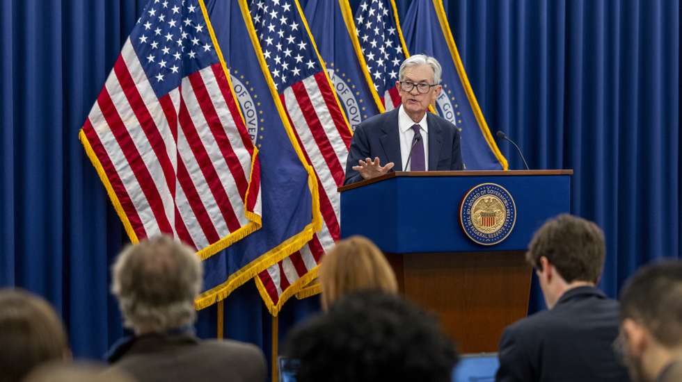 epa12688880 Federal Reserve Board Chairman Jerome Powell responds to a question from the news media during a press conference at the Federal Reserve in Washington, DC, USA, USA, 28 January 2026. For the first time since July 2025, the Federal Reserve held interest rates steady despite two governors preferring a quarter-point cut.  EPA/SHAWN THEW