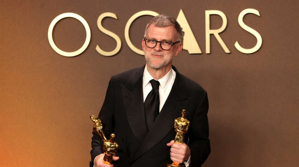 epa12824453  Paul Thomas Anderson, winner of the Best Adapted Screenplay, Best Director and Best Picture Awards for “One Battle After Another” pose in the press room during the the 98th annual Academy Awards ceremony at the Dolby Theatre in Los Angeles, California, USA, 15 March 2026.  EPA/JILL CONNELLY