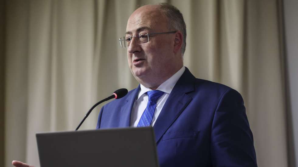 Ministro da Agricultura e Mar, José Manuel Fernandes, na apresentação da CAP "Plano de Intervenção para a Floresta 2025-2050 - Um ano de Implementação" na sede da Confederação dos Agricultores de Portugal, em Lisboa, 25 de março de 2026. JOÃO RELVAS/LUSA