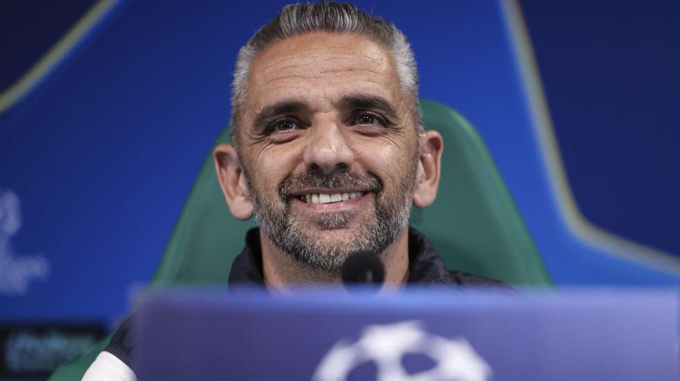 Sporting head coach Rui Borges speaks during a press conference at Jose Alvalade Stadium, in Lisbon, Portugal, 6 April 2026. Sporting will face Arsenal on 7 of April for the first leg of the UEFA Champions League quarter final. MIGUEL A. LOPES/LUSA