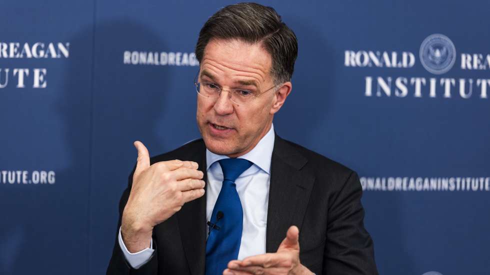 epaselect epa12878107 Secretary General of NATO Mark Rutte speaks at the Reagan Center in Washington, DC, USA, 09 April 2026. US President Trump criticized NATO member countries' response to the US-Israeli war against Iran during a meeting with the alliance's chief on 08 April.  EPA/JIM LO SCALZO